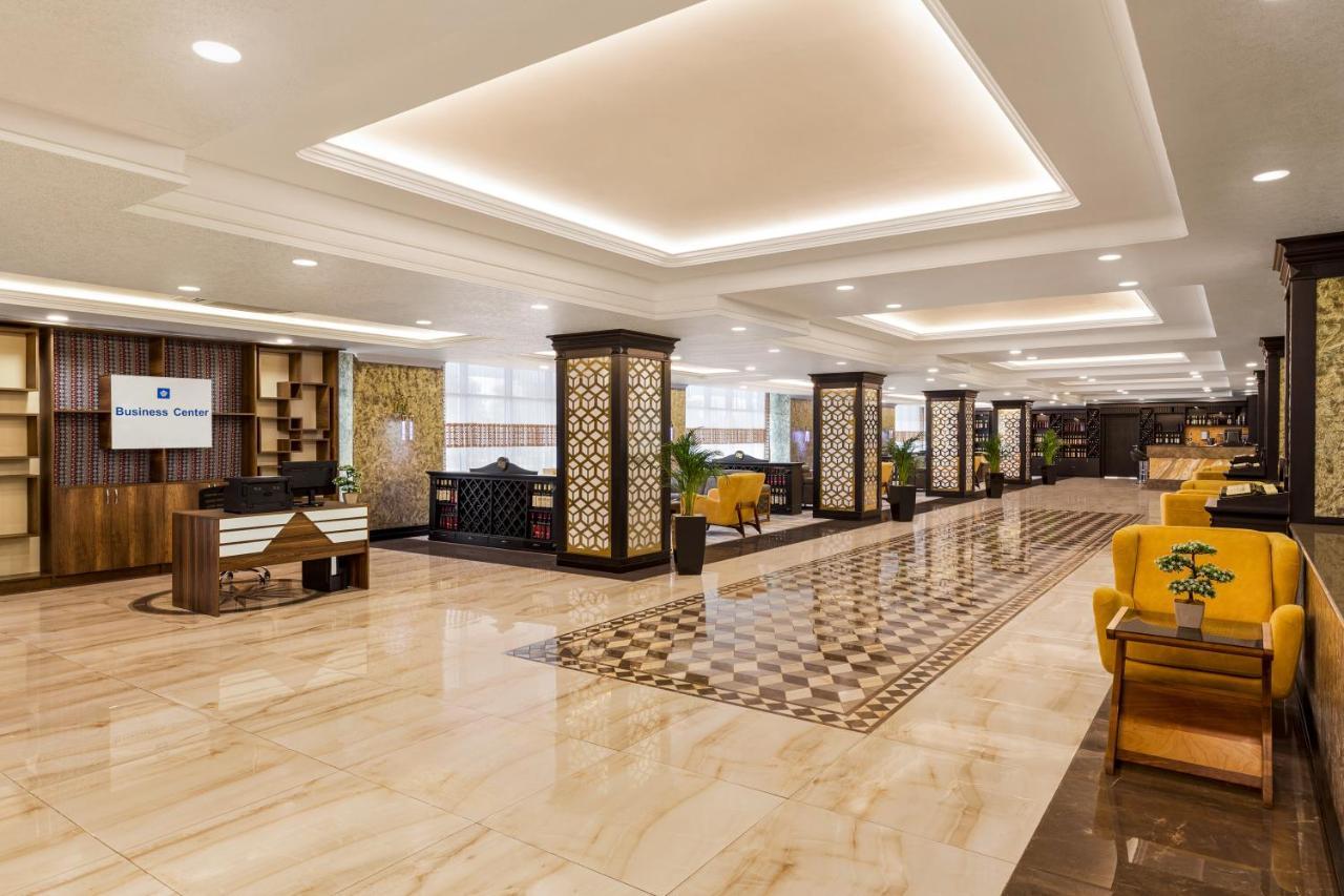 Wyndham Baku Hotel Ngoại thất bức ảnh